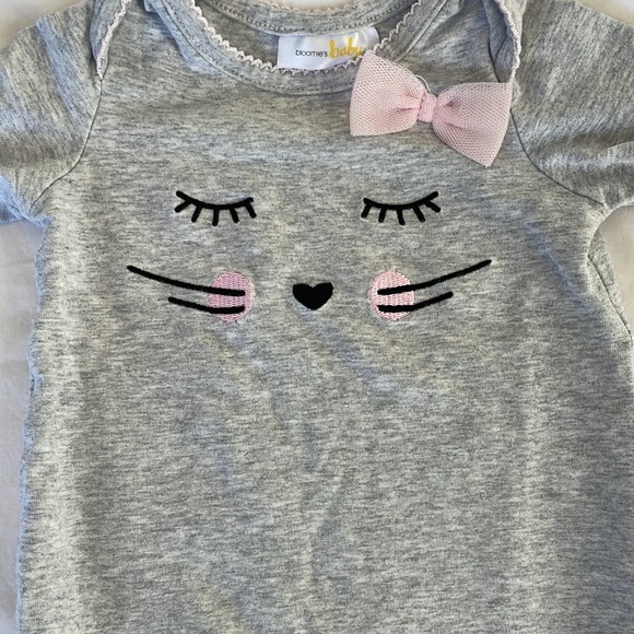 Bloomies Baby Footie - Picture 2 of 7